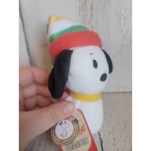 Hallmark itty bitty Snoopy holiday hat Xmas plush - Picture 3 of 5